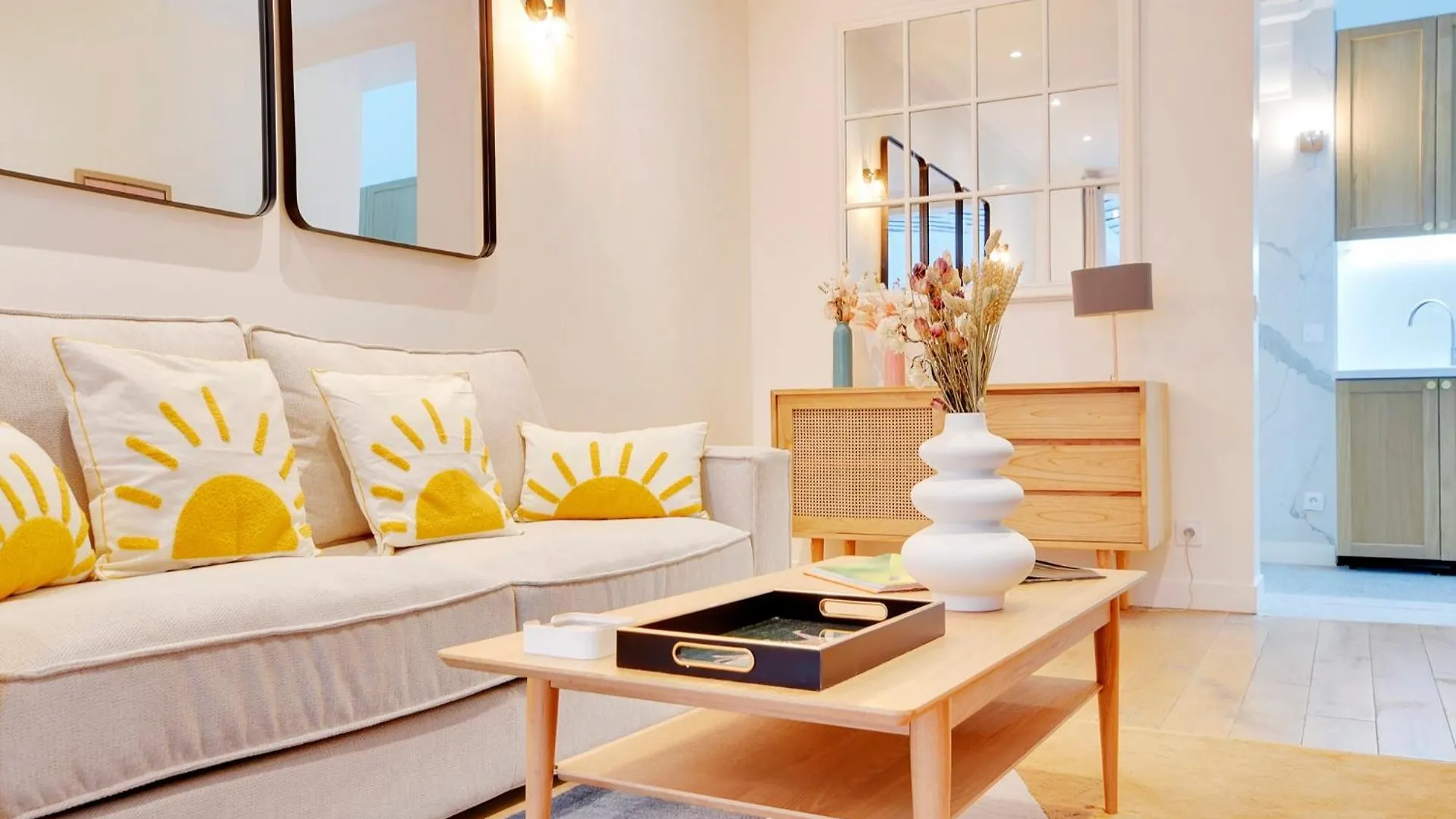 Pick A Flat's In Le Marais - Rue Vieille Du Temple Apartment